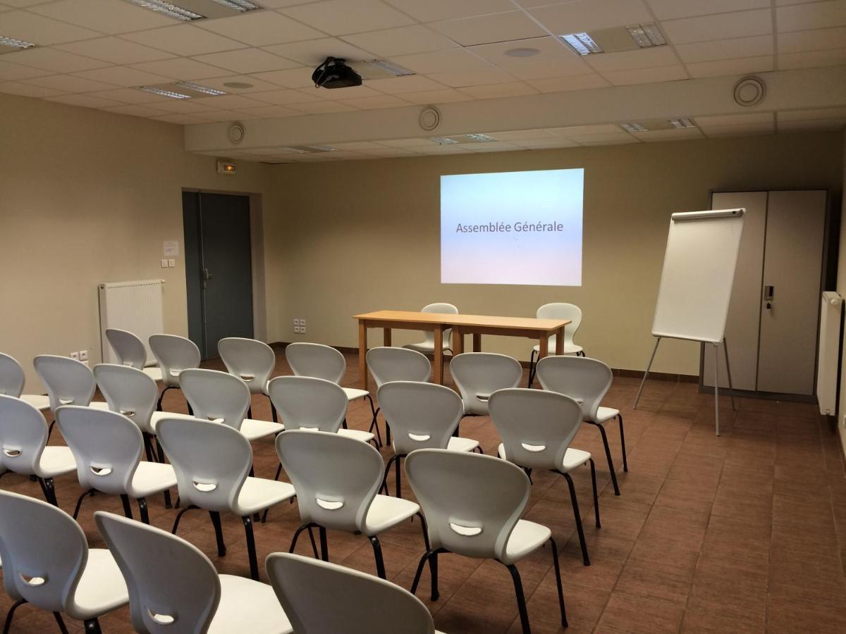 Auberge De Jeunesse Hi Pontarlier Eksteriør bilde