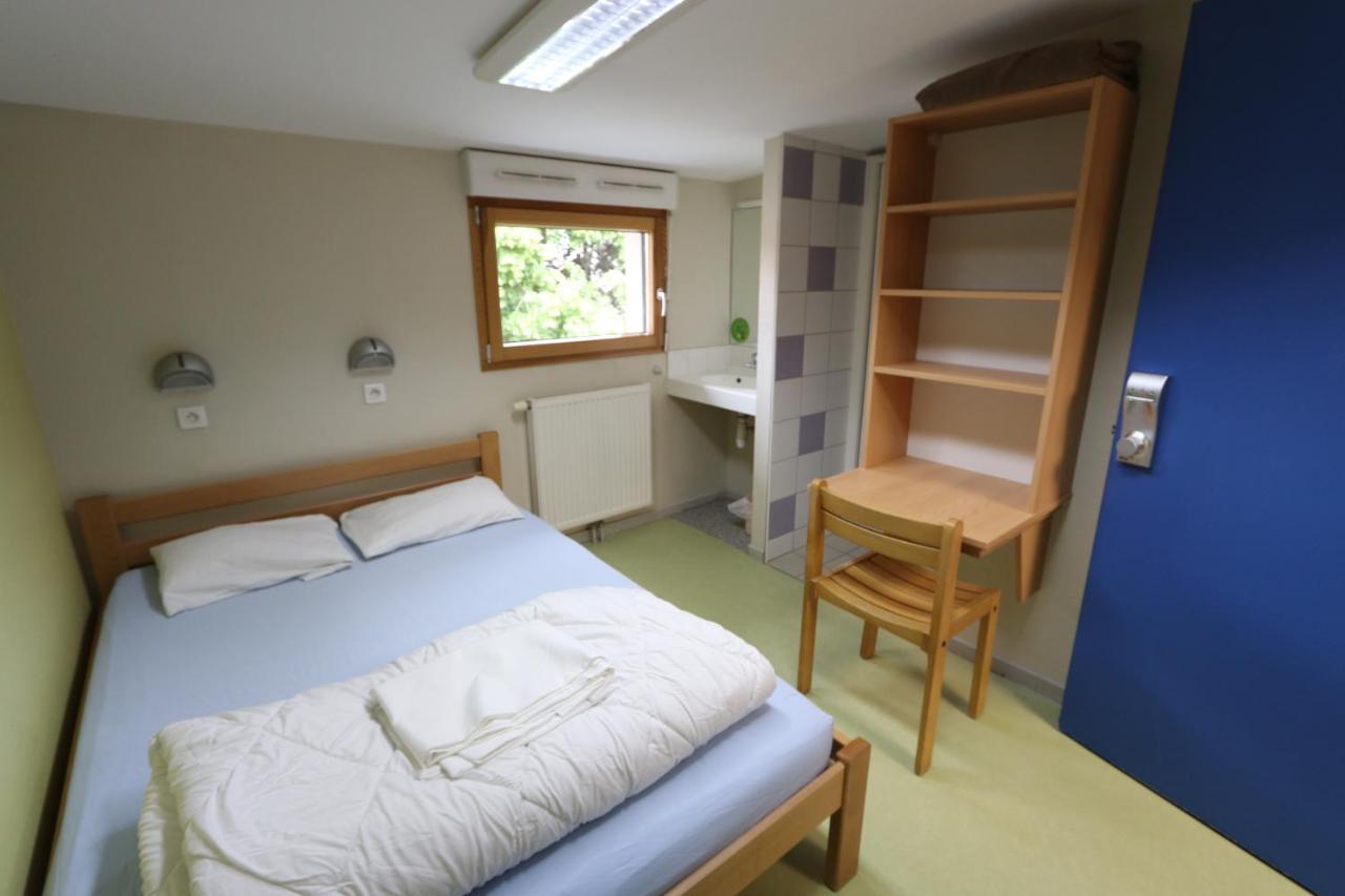 Auberge De Jeunesse Hi Pontarlier Eksteriør bilde