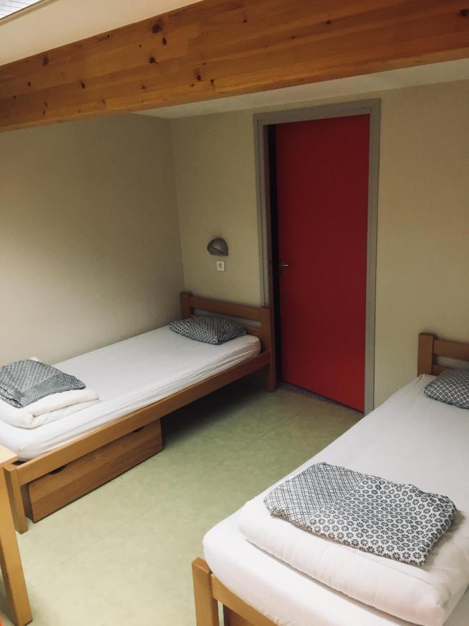 Auberge De Jeunesse Hi Pontarlier Eksteriør bilde