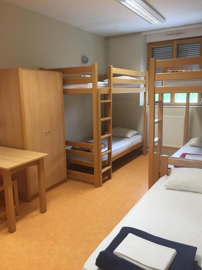 Auberge De Jeunesse Hi Pontarlier Eksteriør bilde