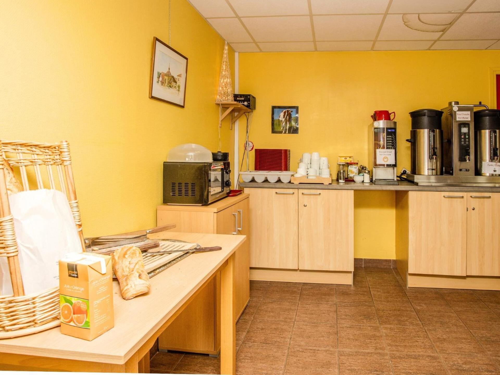 Auberge De Jeunesse Hi Pontarlier Eksteriør bilde